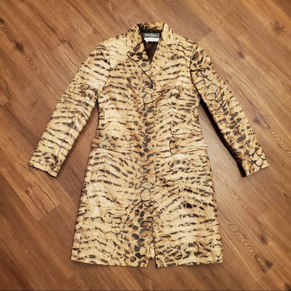 Salvatore Ferragamo Animal Print Trench Coat - Picture 3 of 4